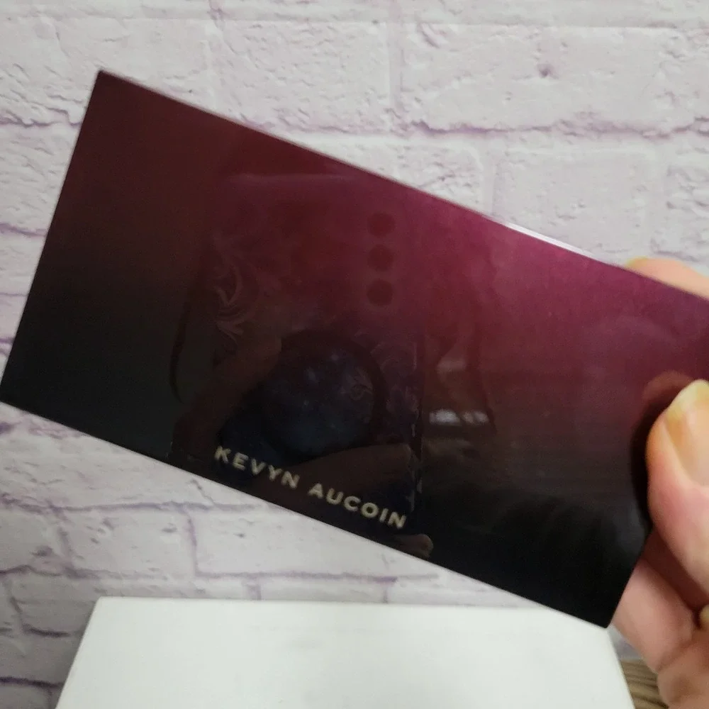 NEW No Box Kevyn Aucoin The Neo Limelight Ibiza Iridescent Glow 21g - Picture 5 of 5